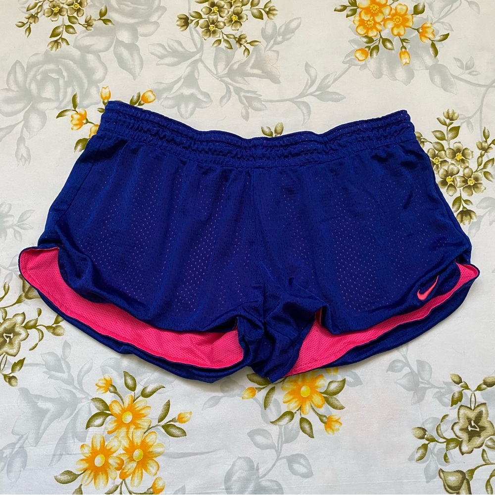 Nike Dri Fit Size M Blue Workout Shorts